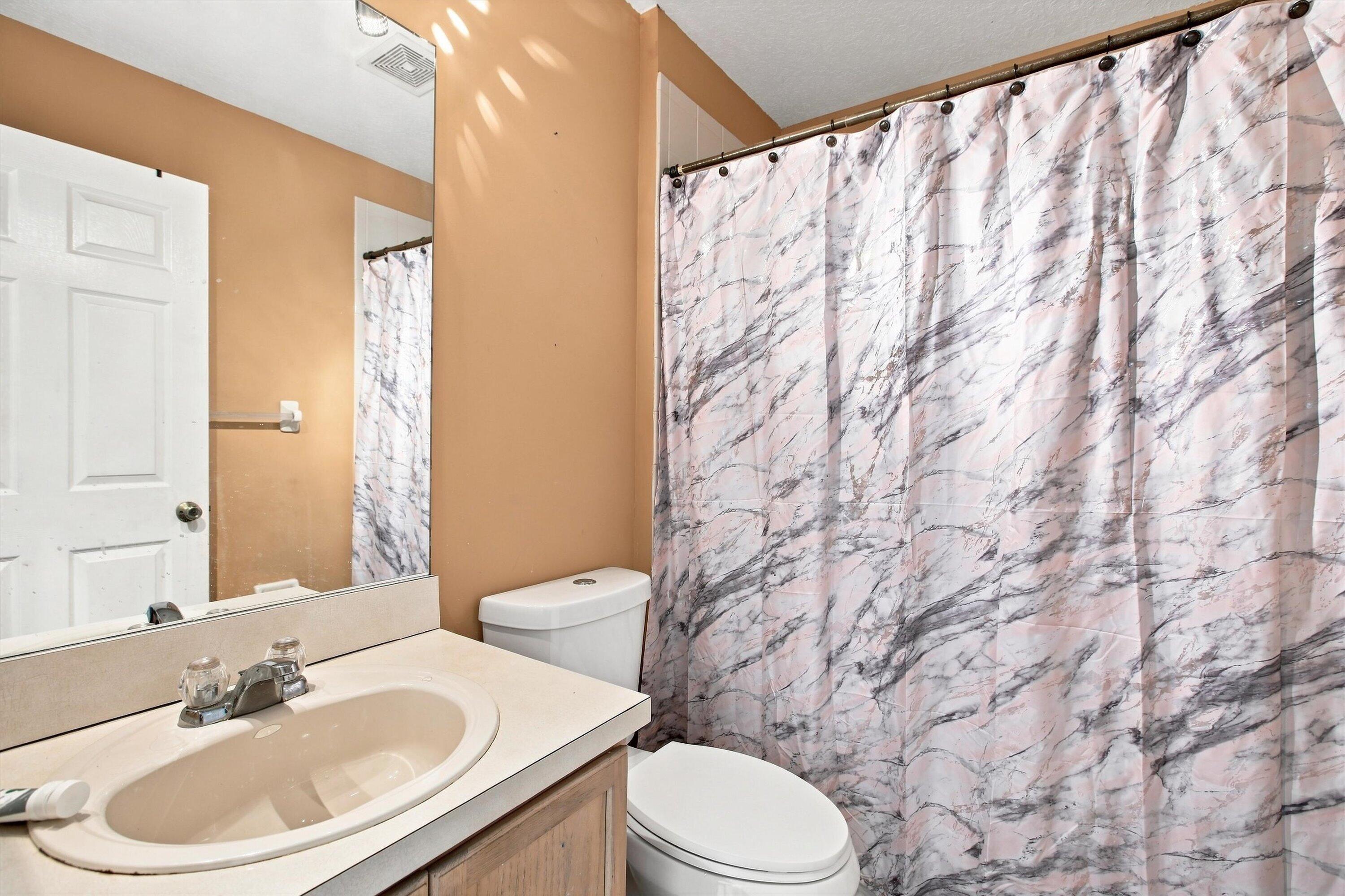 602 Sw Kenyoun Street Property Photo 15