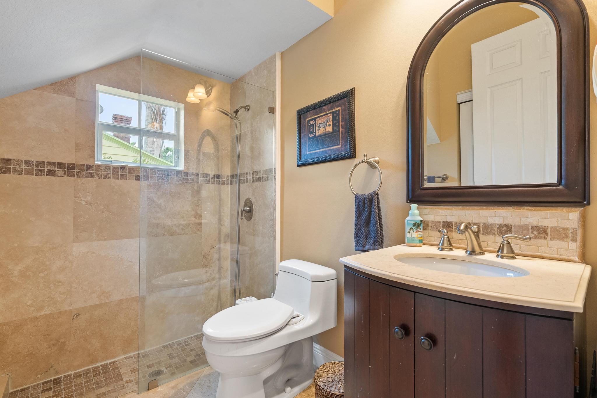 218 N Palmway Property Photo 13