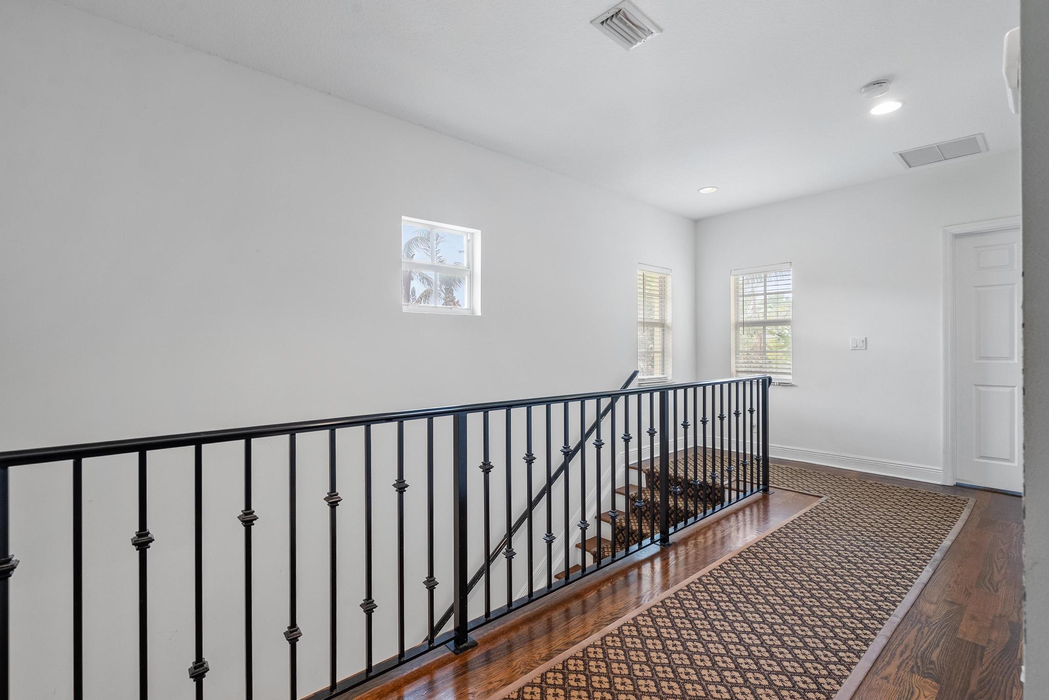 218 N Palmway Property Photo 15