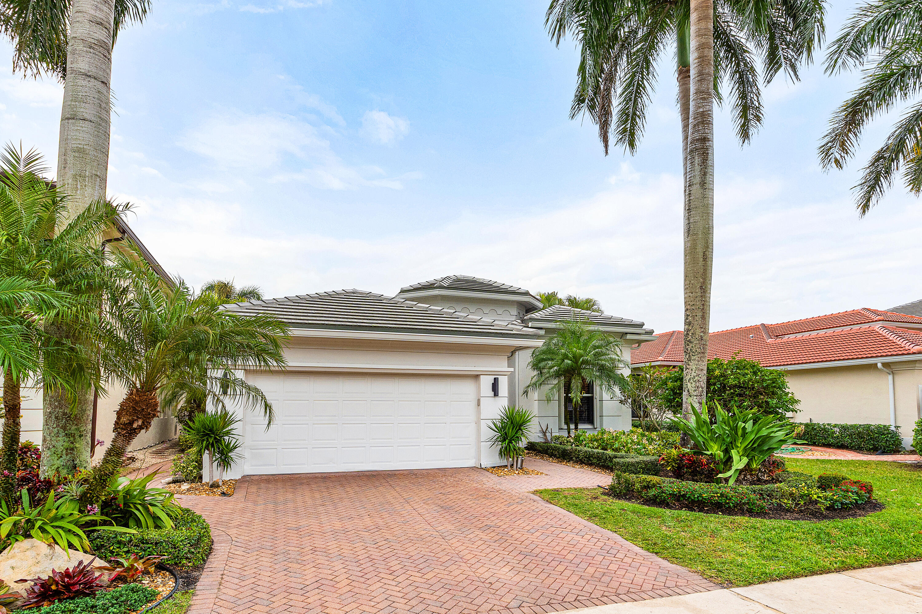 15856 Double Eagle Trail Property Photo 3