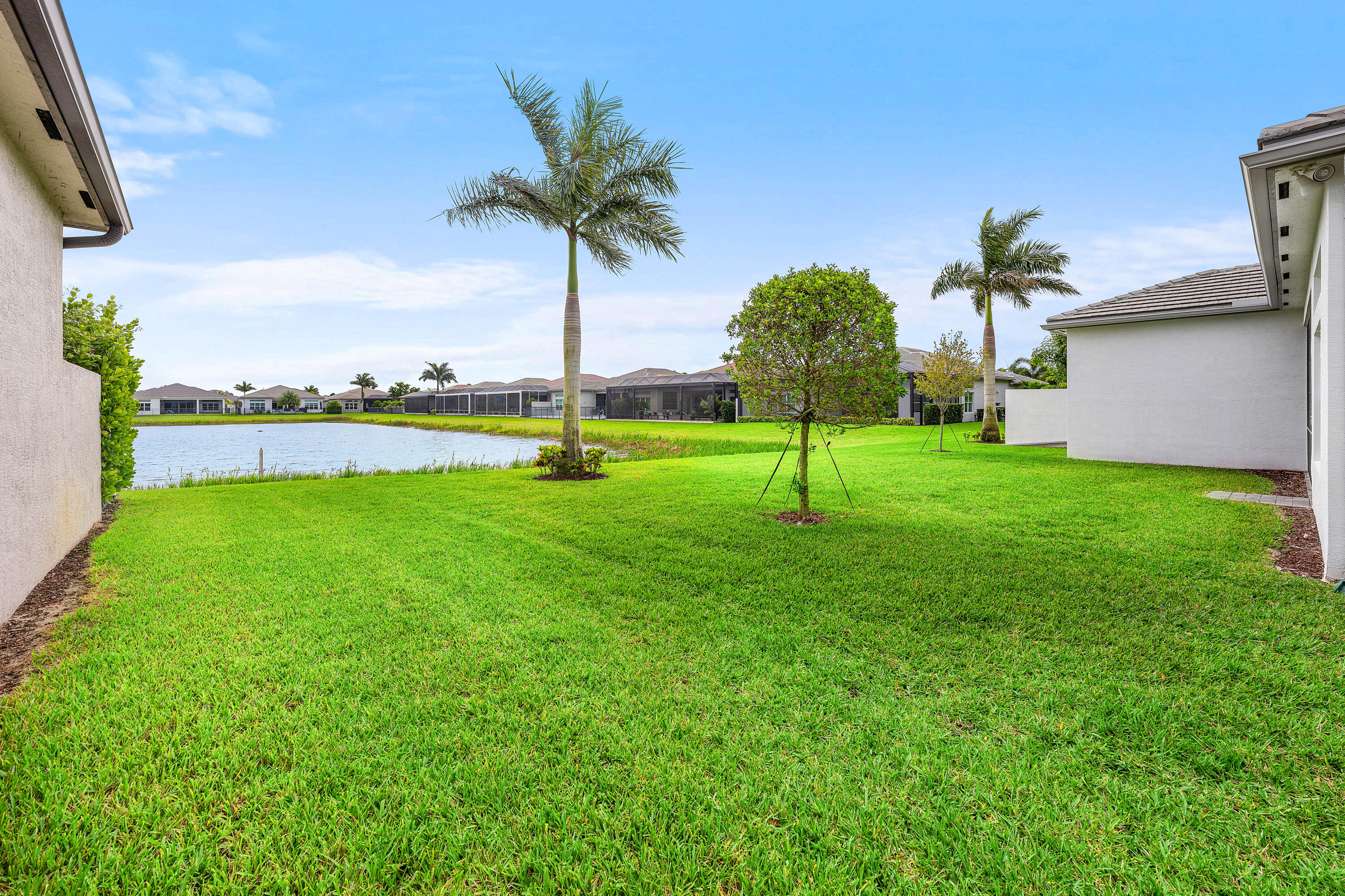 12926 Green Guava Avenue Property Photo 33