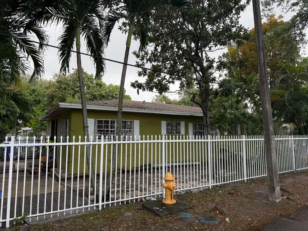 139 Ne 63rd Street Property Photo 1