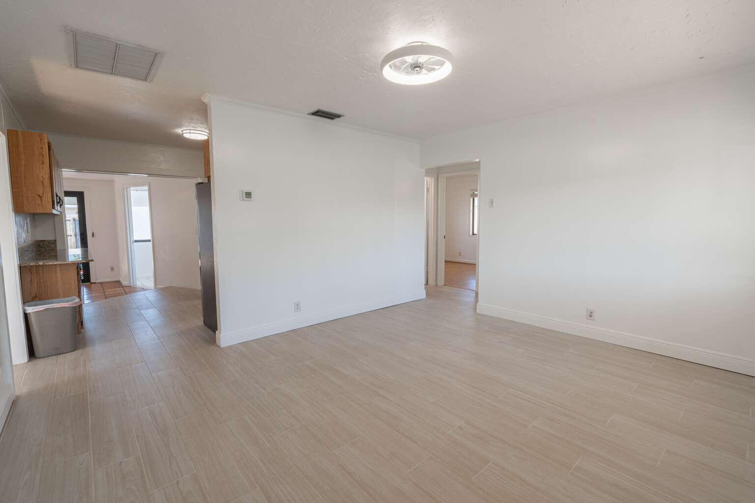 3110 Scanlan Avenue Property Photo 4