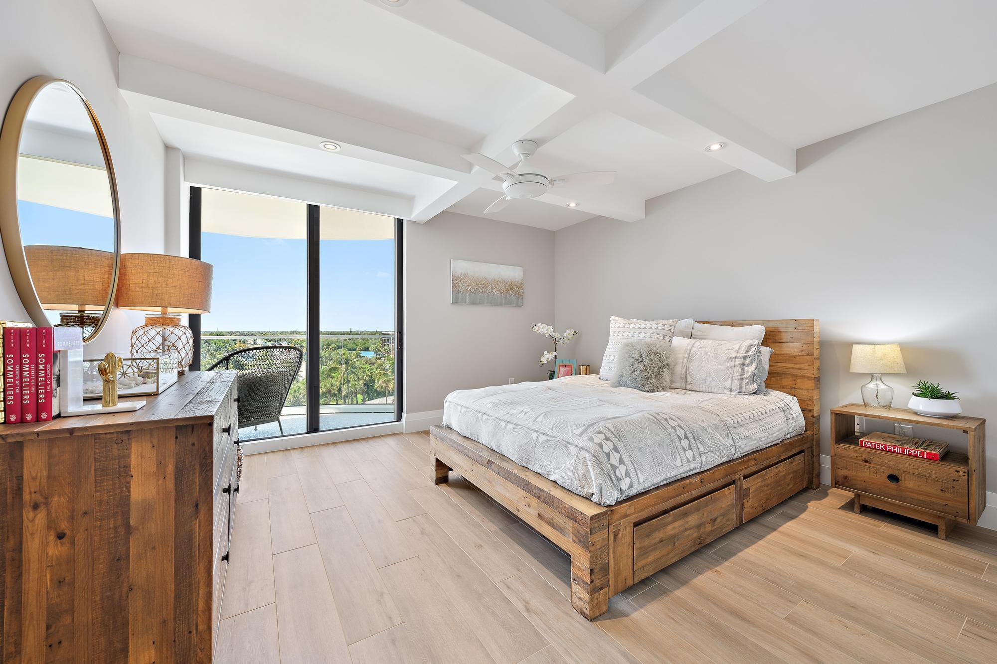 100 Beach Road 604 Property Photo 27