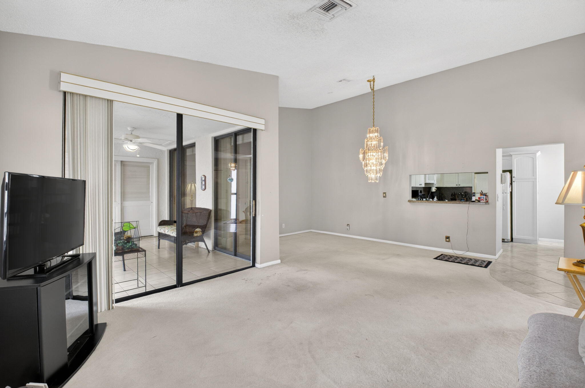 5430 Venetia Court N Property Photo 11