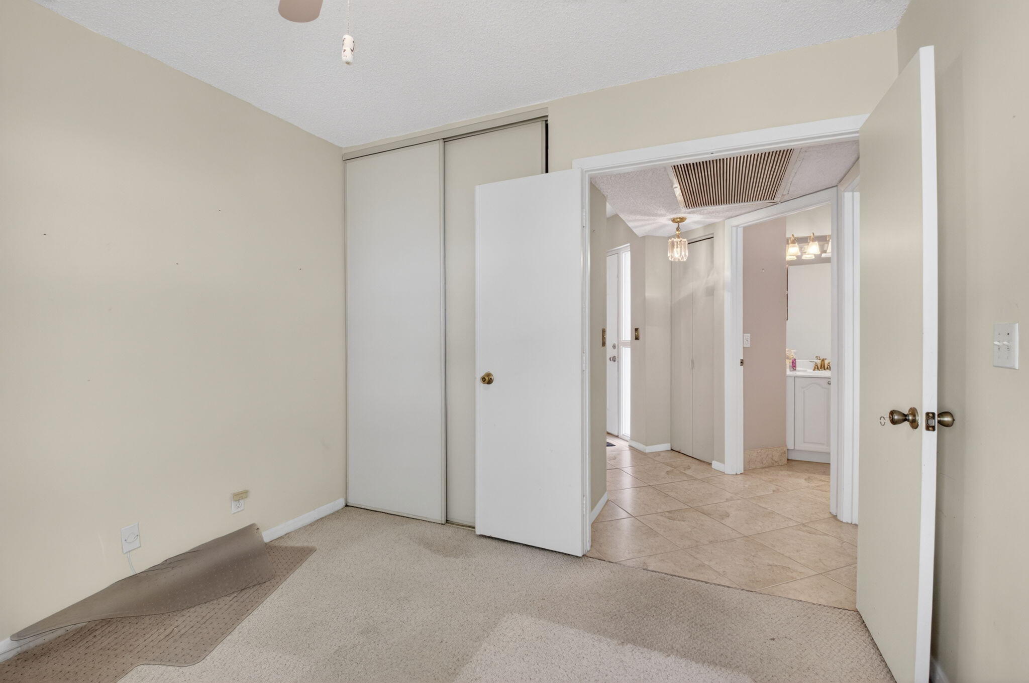 5430 Venetia Court N Property Photo 23