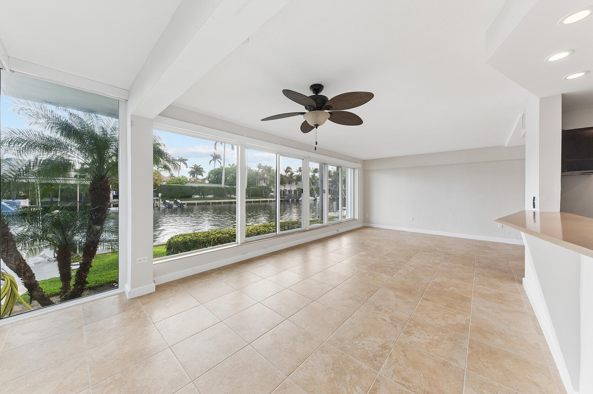 180 Isle Of Venice Drive 119 Property Photo 5