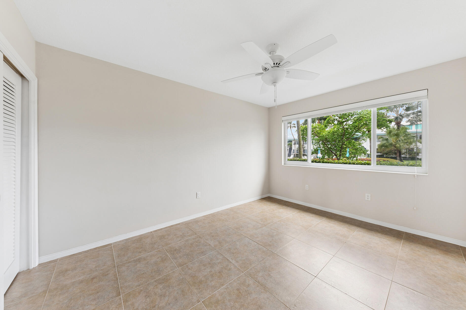 180 Isle Of Venice Drive 119 Property Photo 13