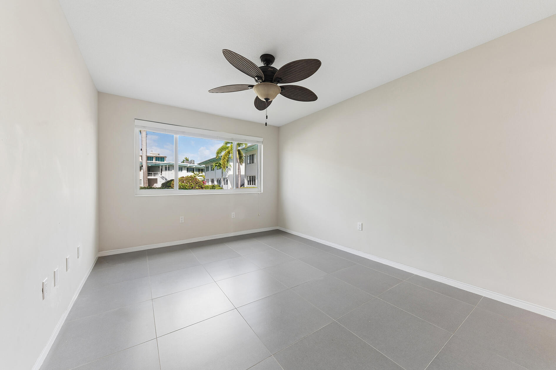 180 Isle Of Venice Drive 119 Property Photo 16
