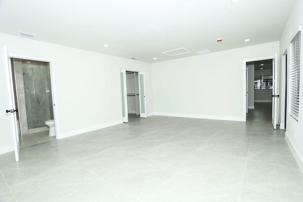 1781 Nw 154th Street Property Photo 7