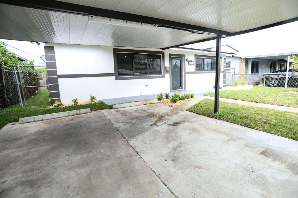1781 Nw 154th Street Property Photo 14