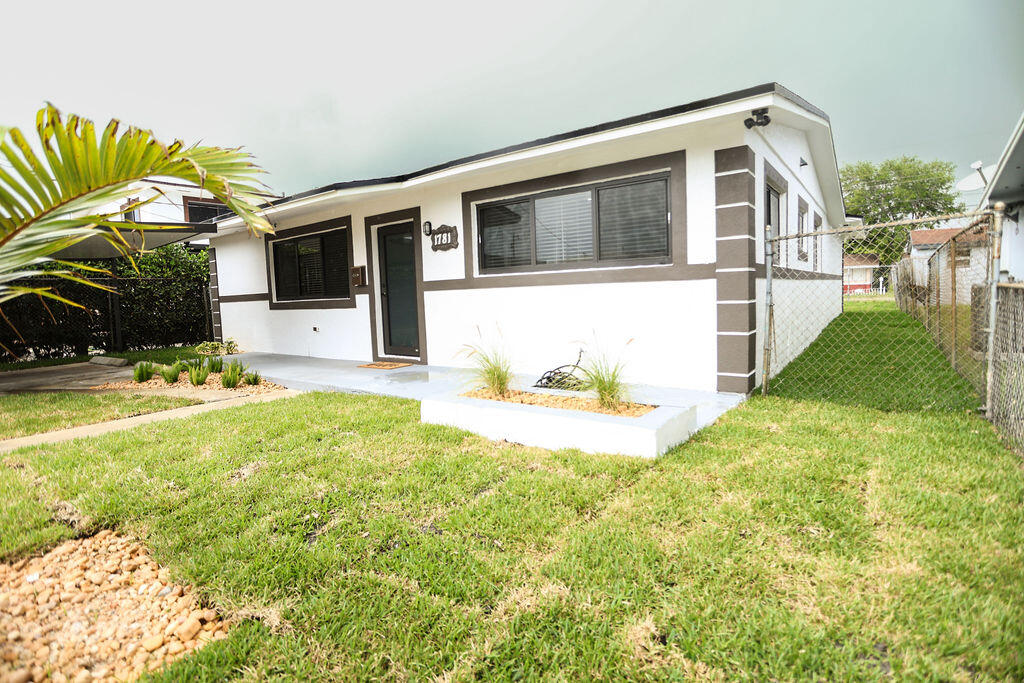 1781 Nw 154th Street Property Photo 15