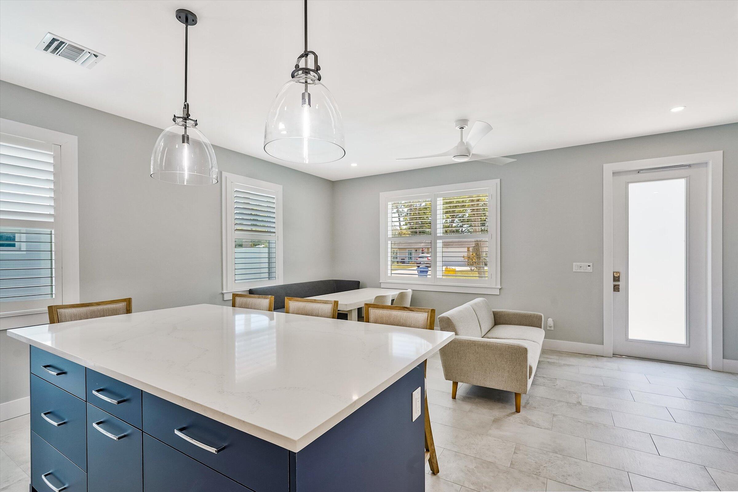 425 Hugh Street Property Photo 12
