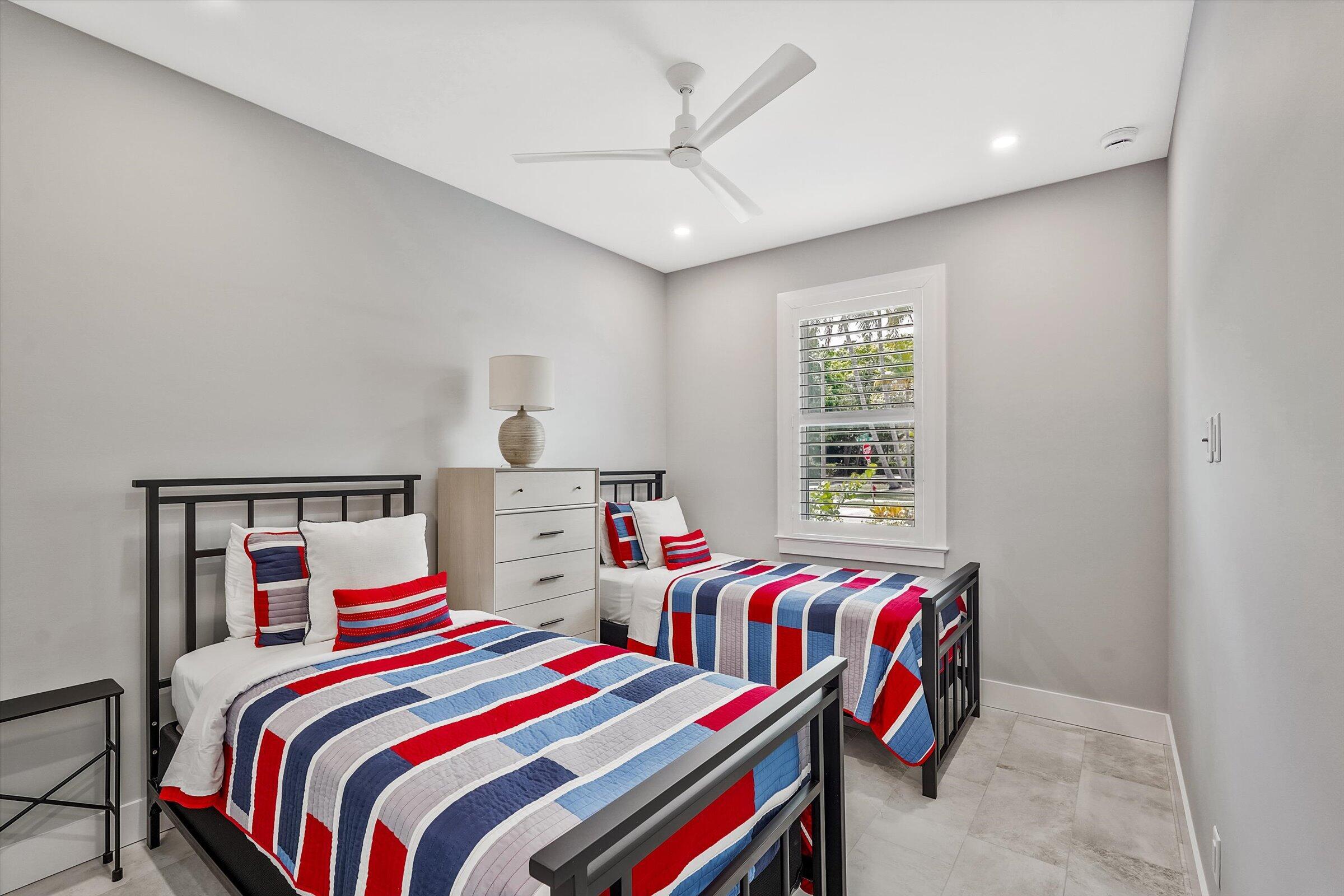 425 Hugh Street Property Photo 15