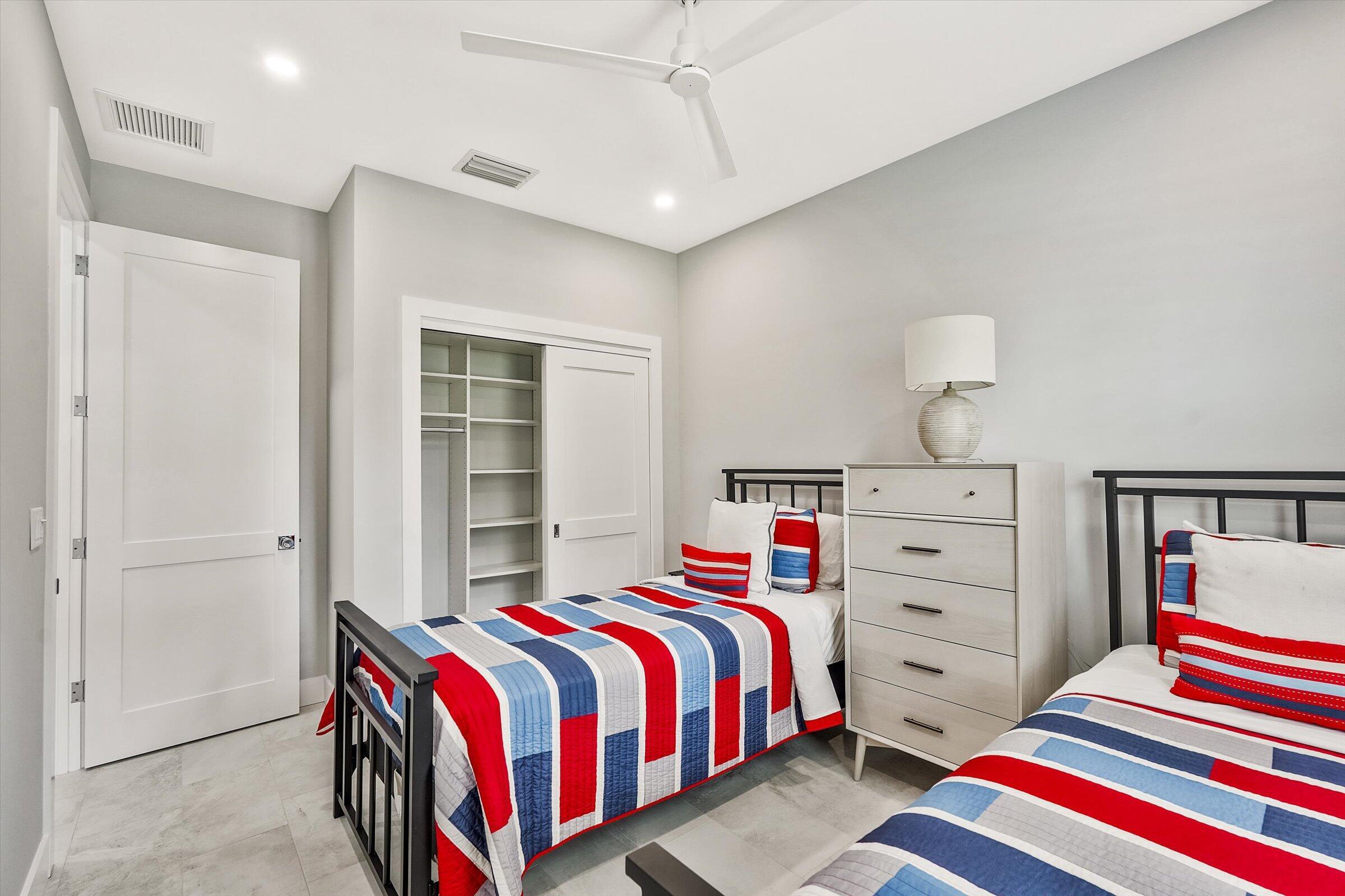 425 Hugh Street Property Photo 16