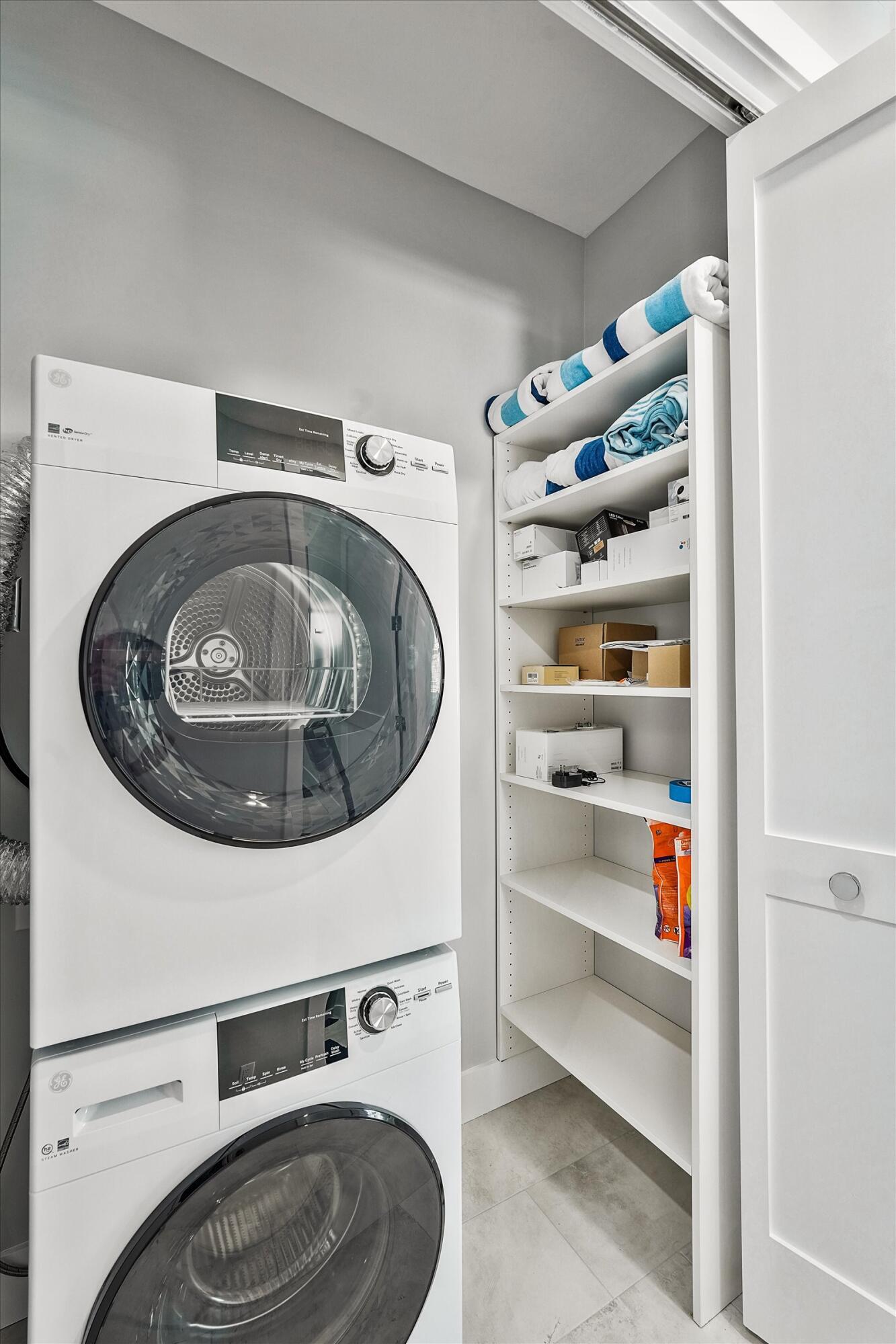 425 Hugh Street Property Photo 19