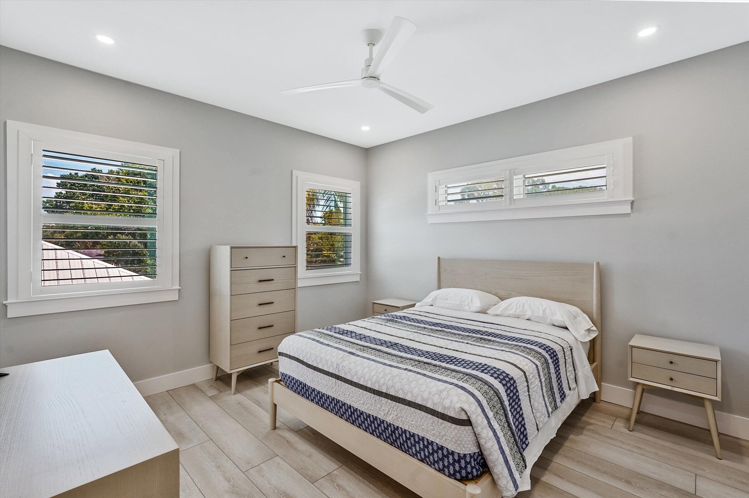 425 Hugh Street Property Photo 28