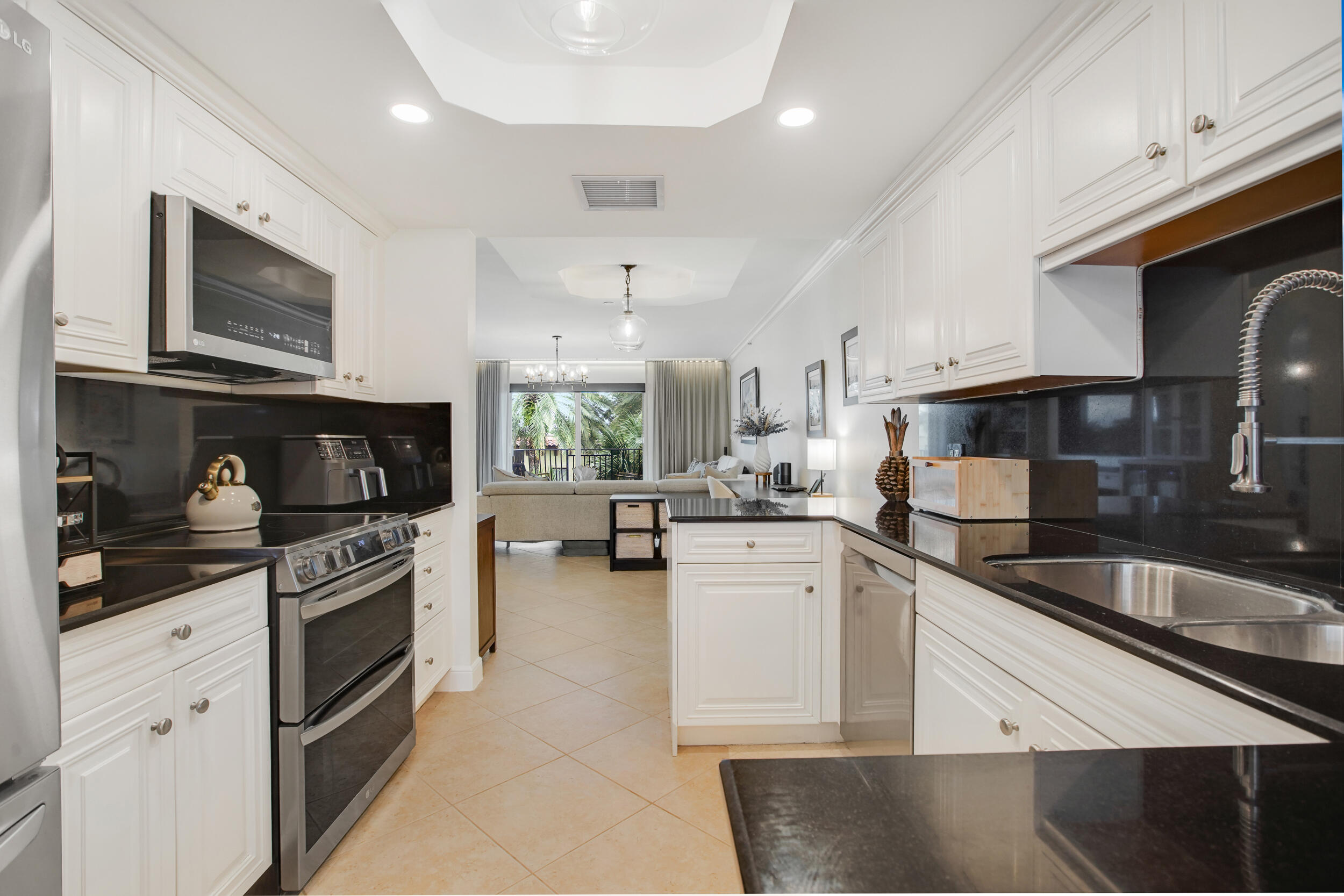 1111 E Las Olas Boulevard 410 Property Photo 14