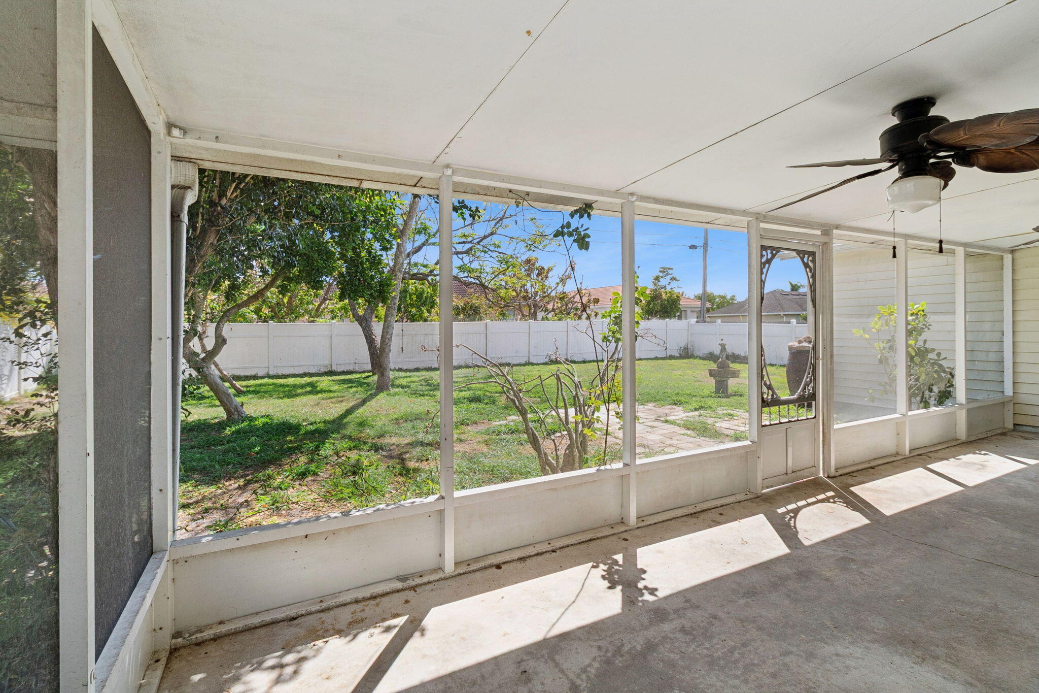 3349 Sw Frankford Street Property Photo 25