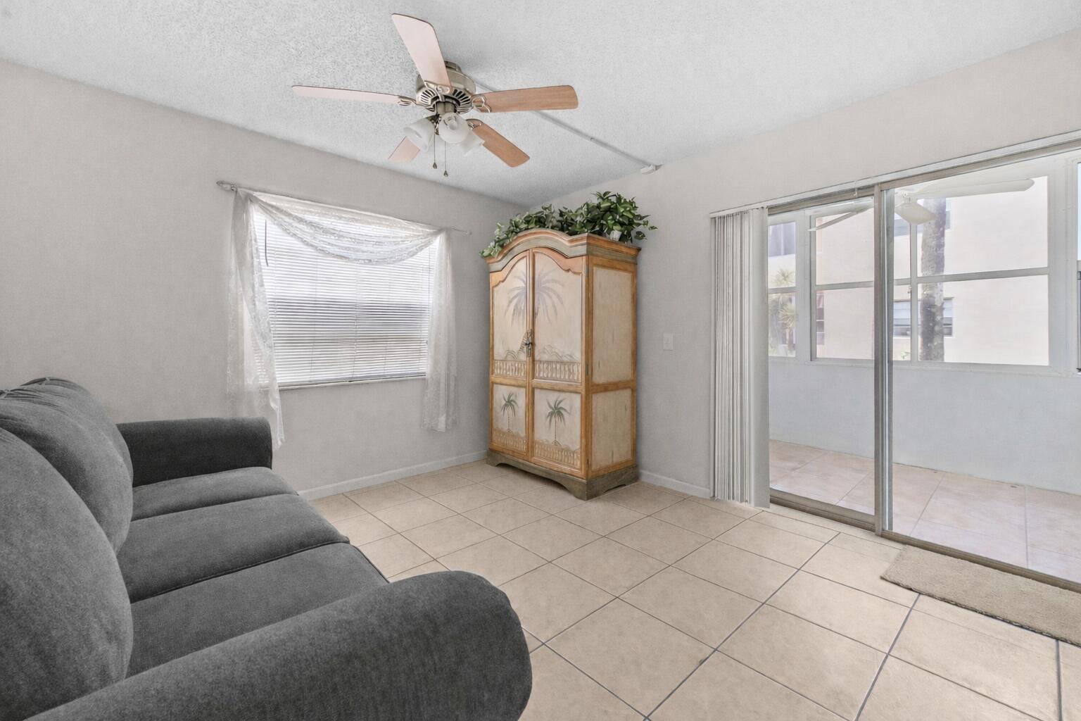 211 Piedmont E Property Photo 7