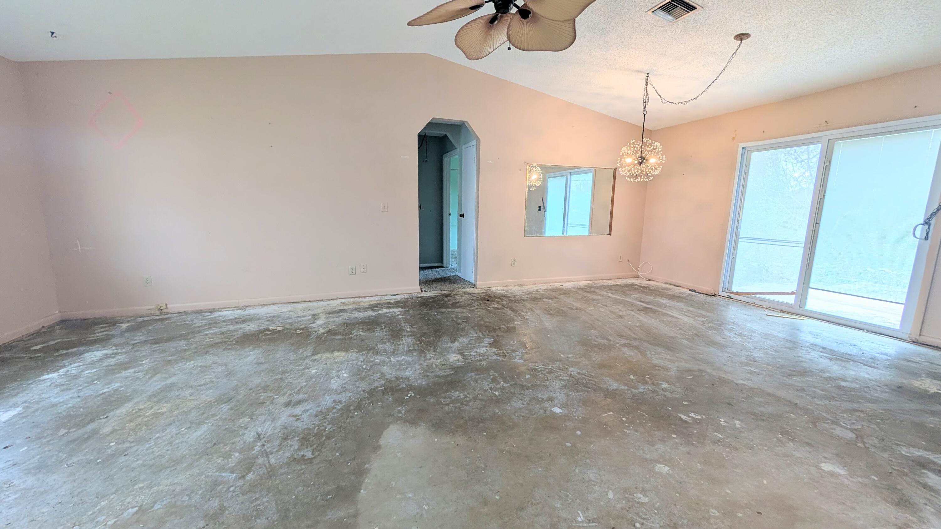 2481 Se Addison Street Property Photo 9