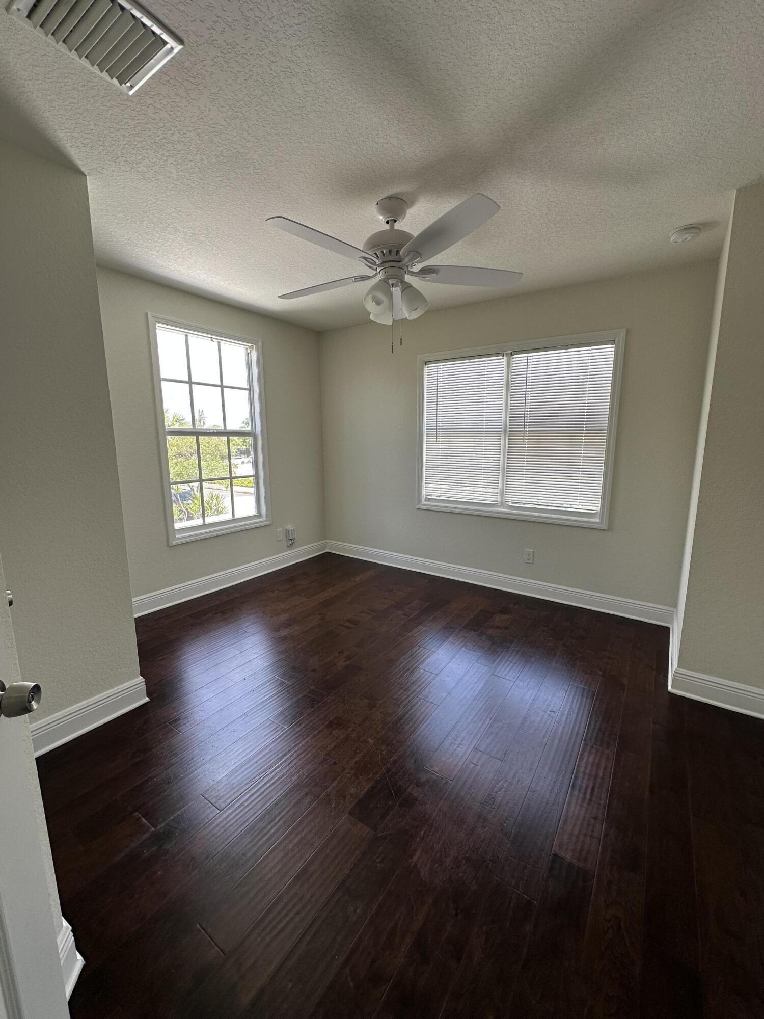 340 Walton Boulevard Property Photo 7