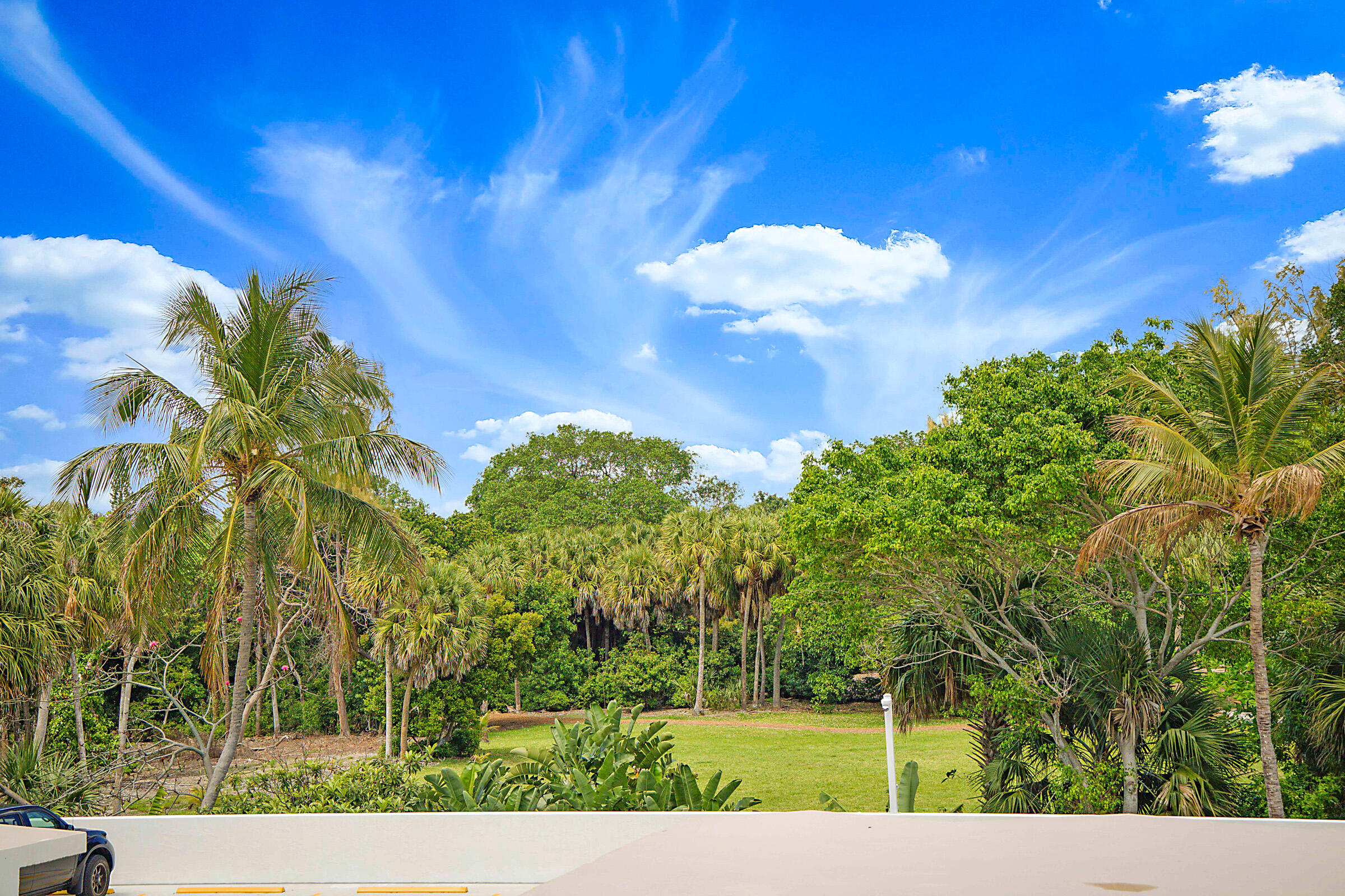 2121 N Ocean Boulevard 302e Property Photo 5