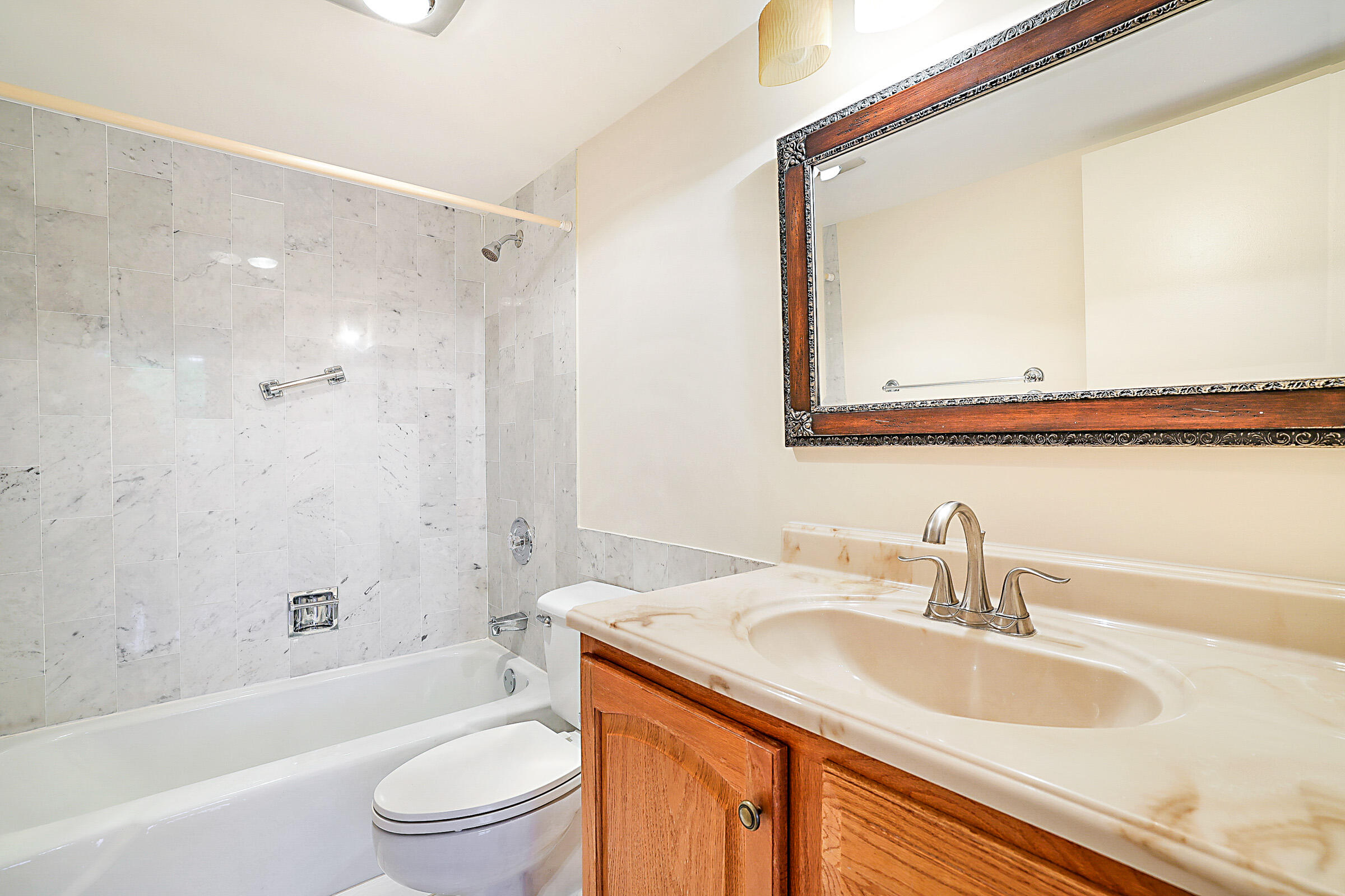 2121 N Ocean Boulevard 302e Property Photo 22