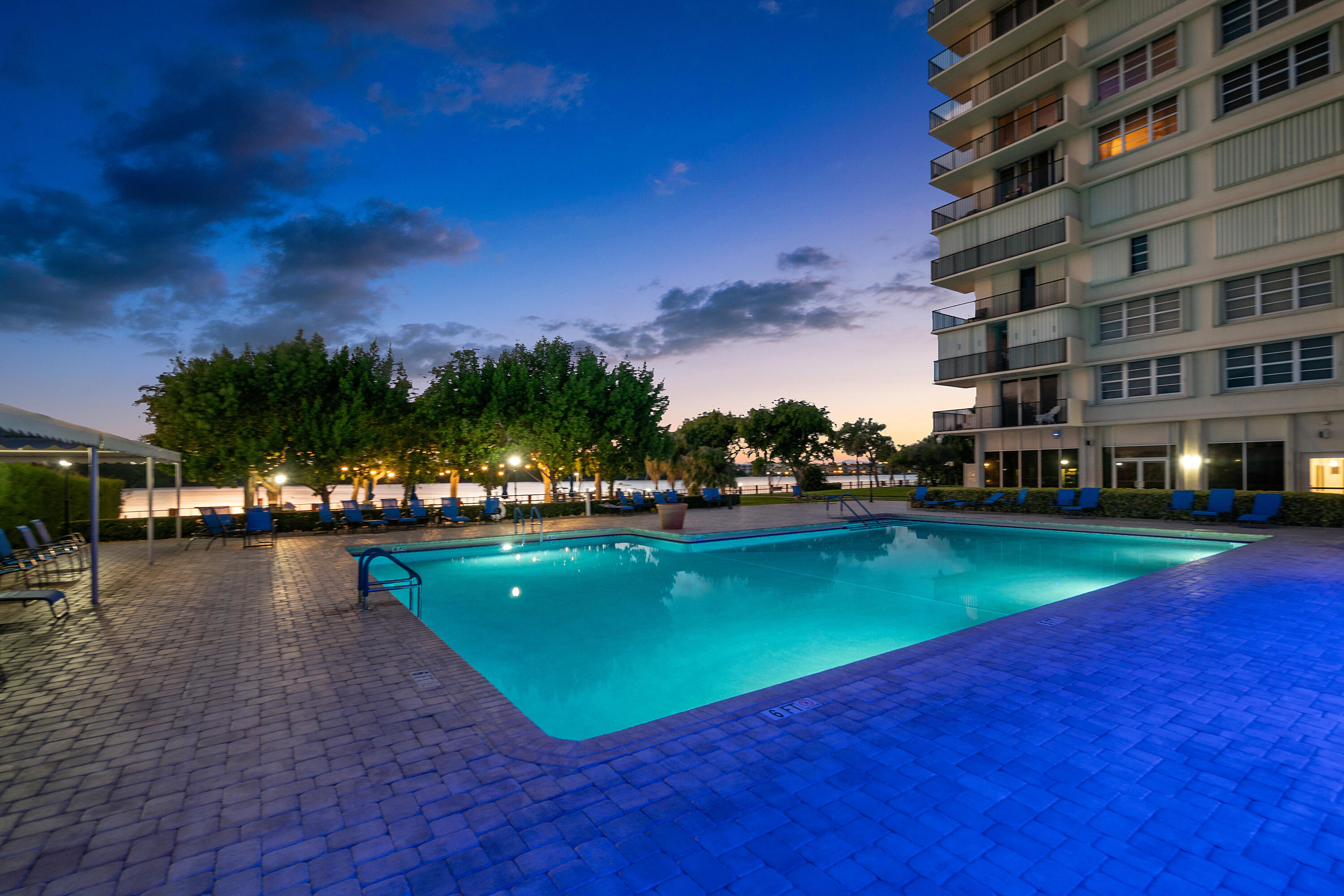 2121 N Ocean Boulevard 302e Property Photo 45