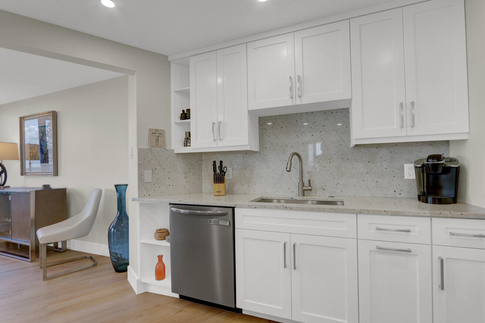 5420 N Ocean Drive 506 Property Photo 12