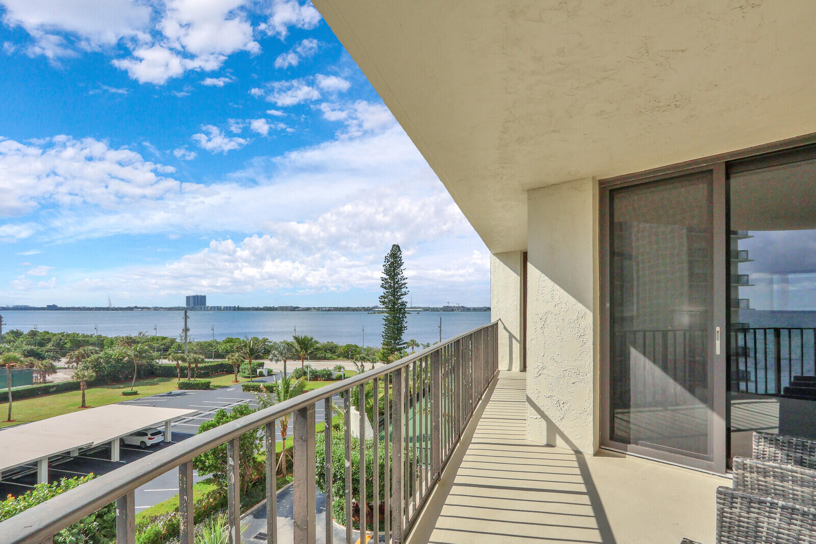 5420 N Ocean Drive 506 Property Photo 30
