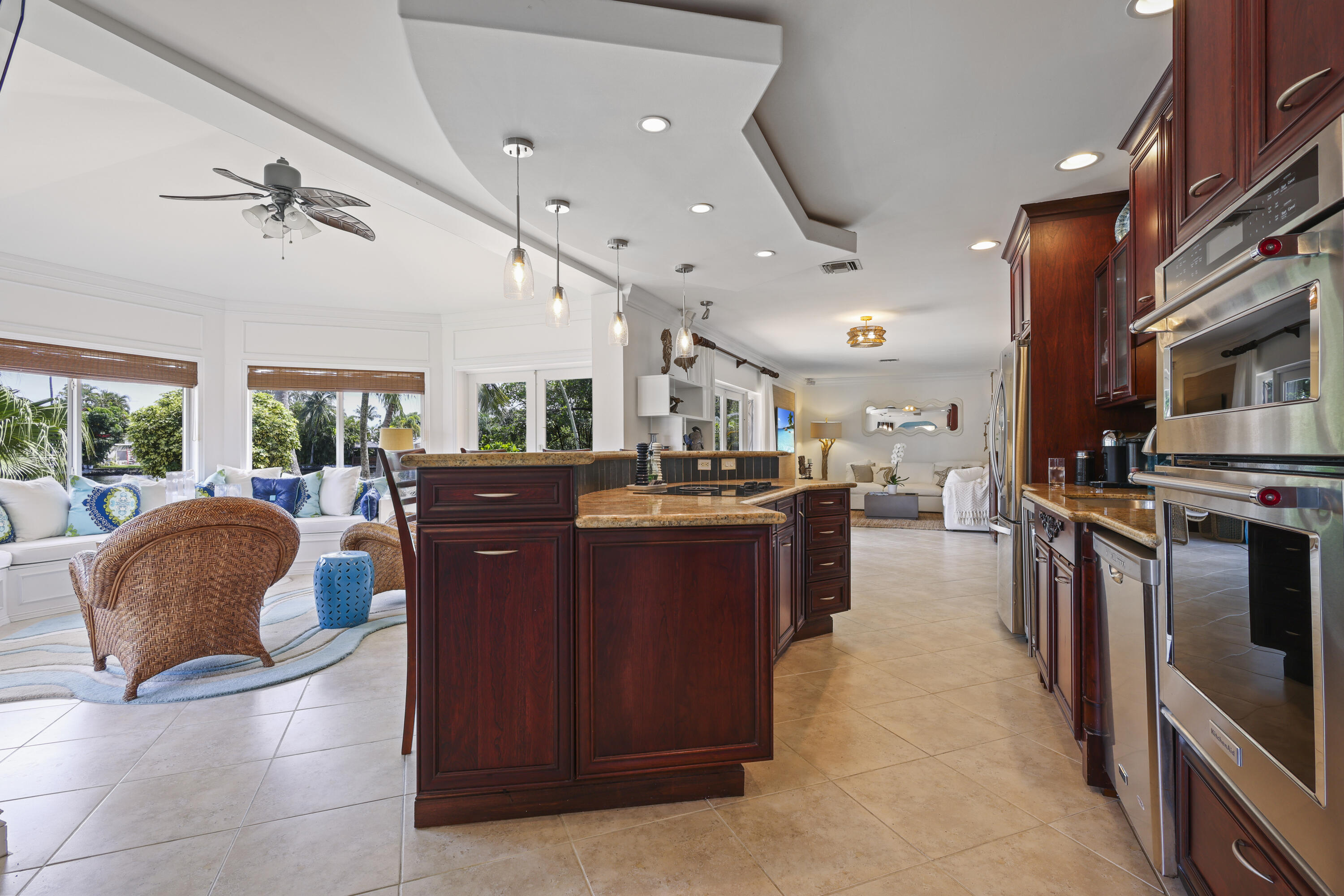 1925 Coral Gardens Drive Property Photo 10