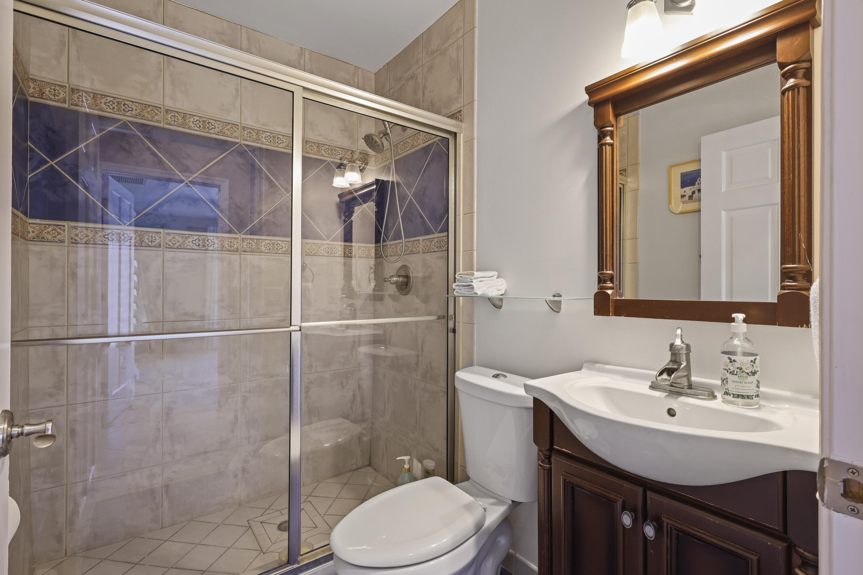 1925 Coral Gardens Drive Property Photo 14