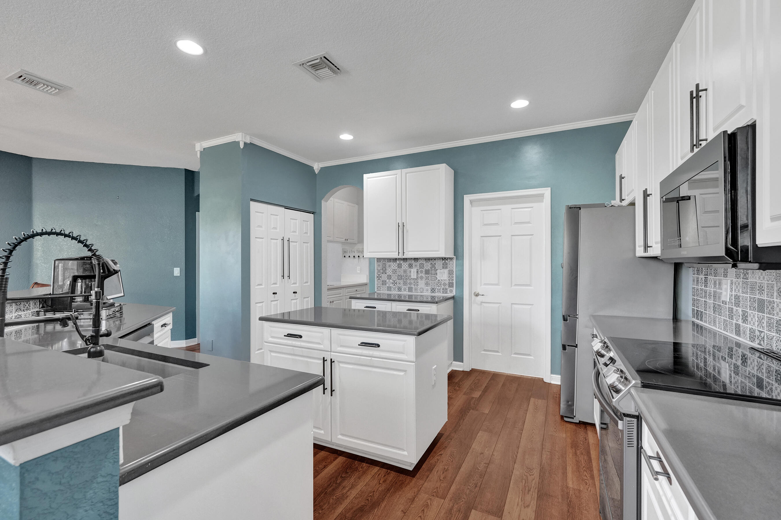 6591 Traveler Road Property Photo 26