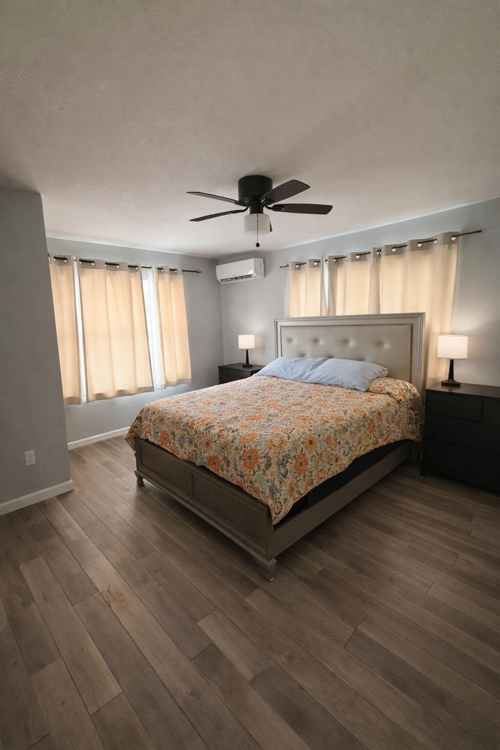 2686 Summit Boulevard Property Photo 6