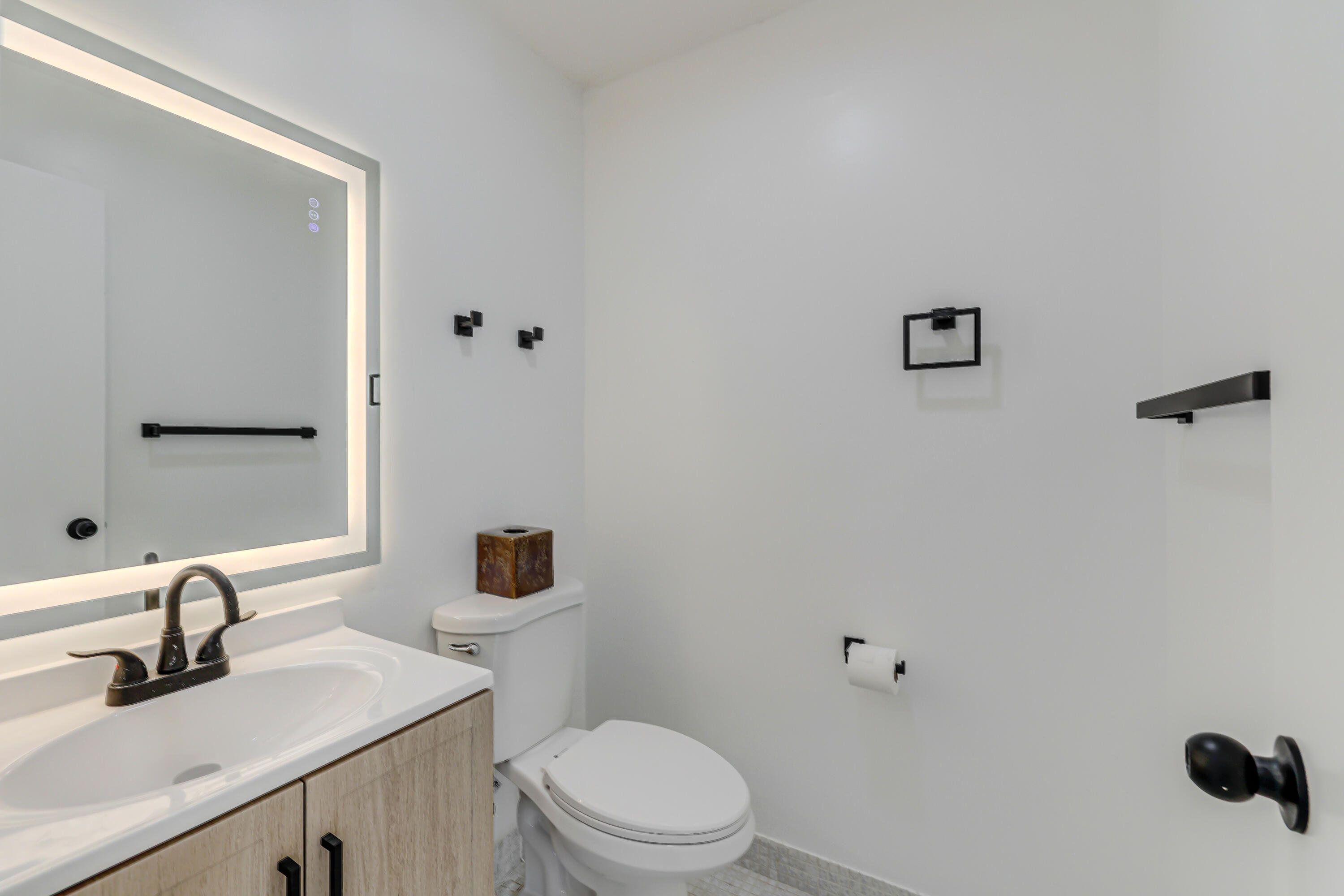 560 Capri Property Photo 8