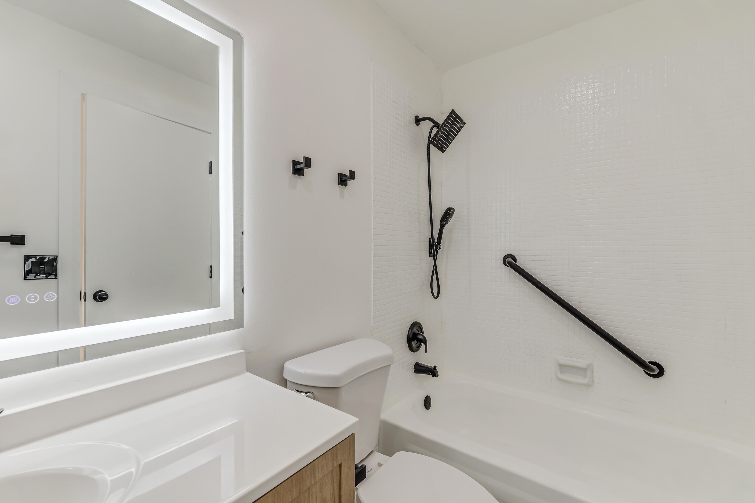 560 Capri Property Photo 15