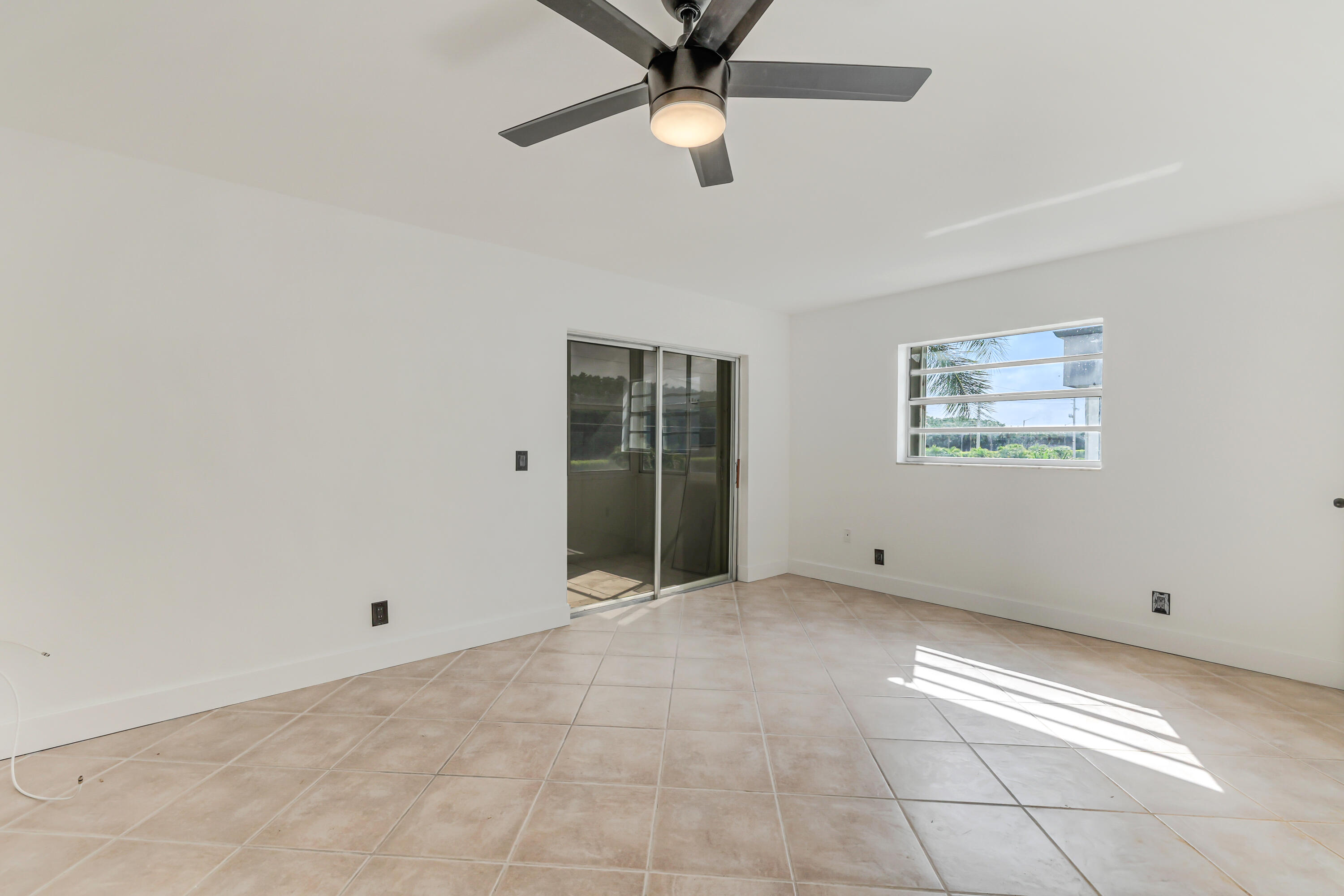 560 Capri Property Photo 18