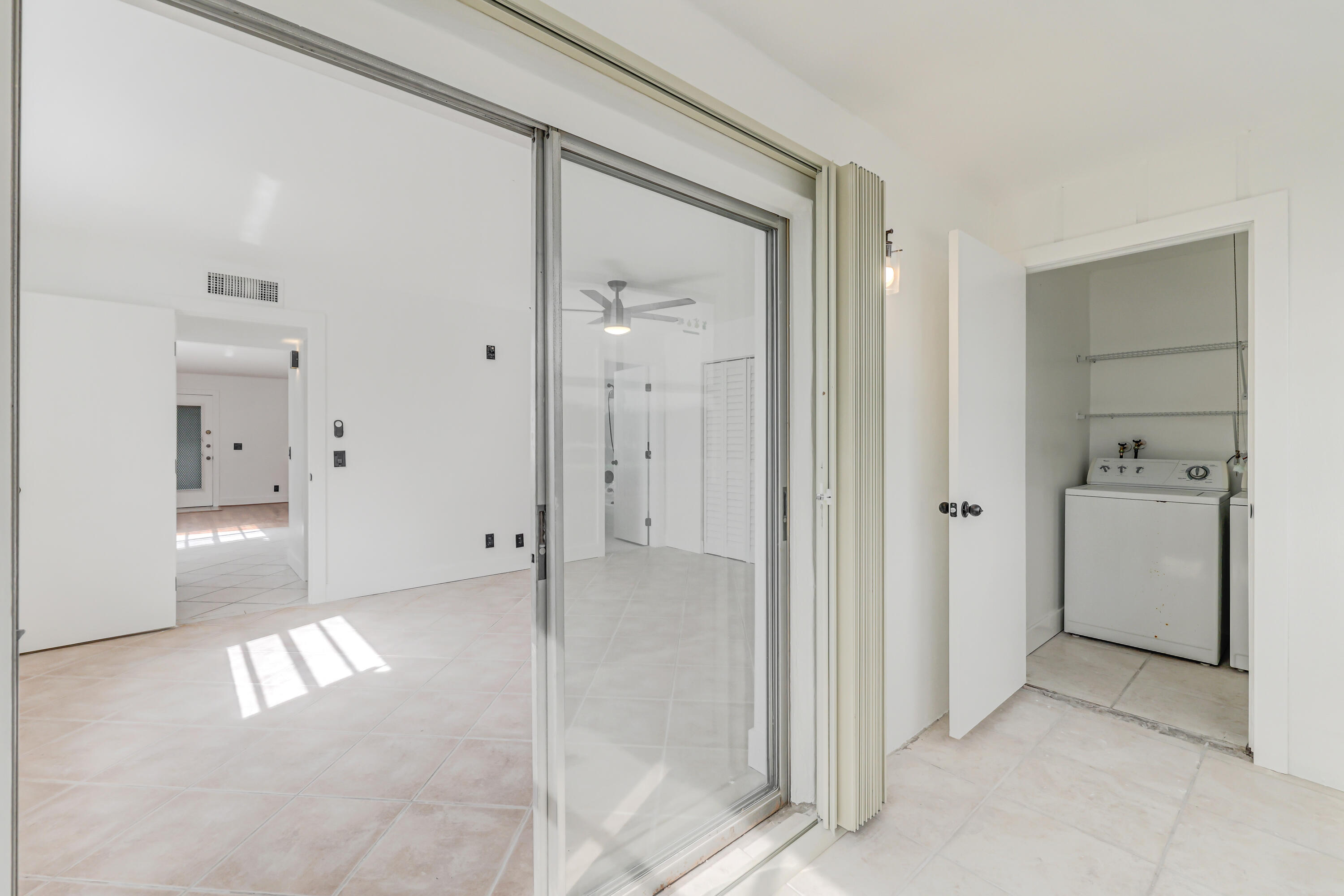 560 Capri Property Photo 19