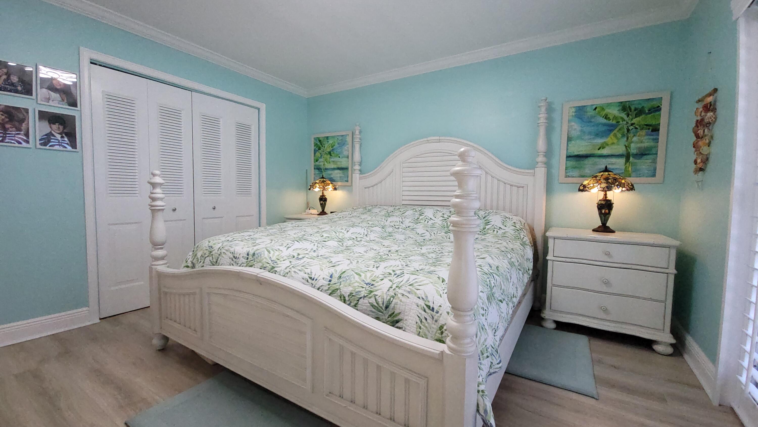 34 Somerset B Property Photo 21