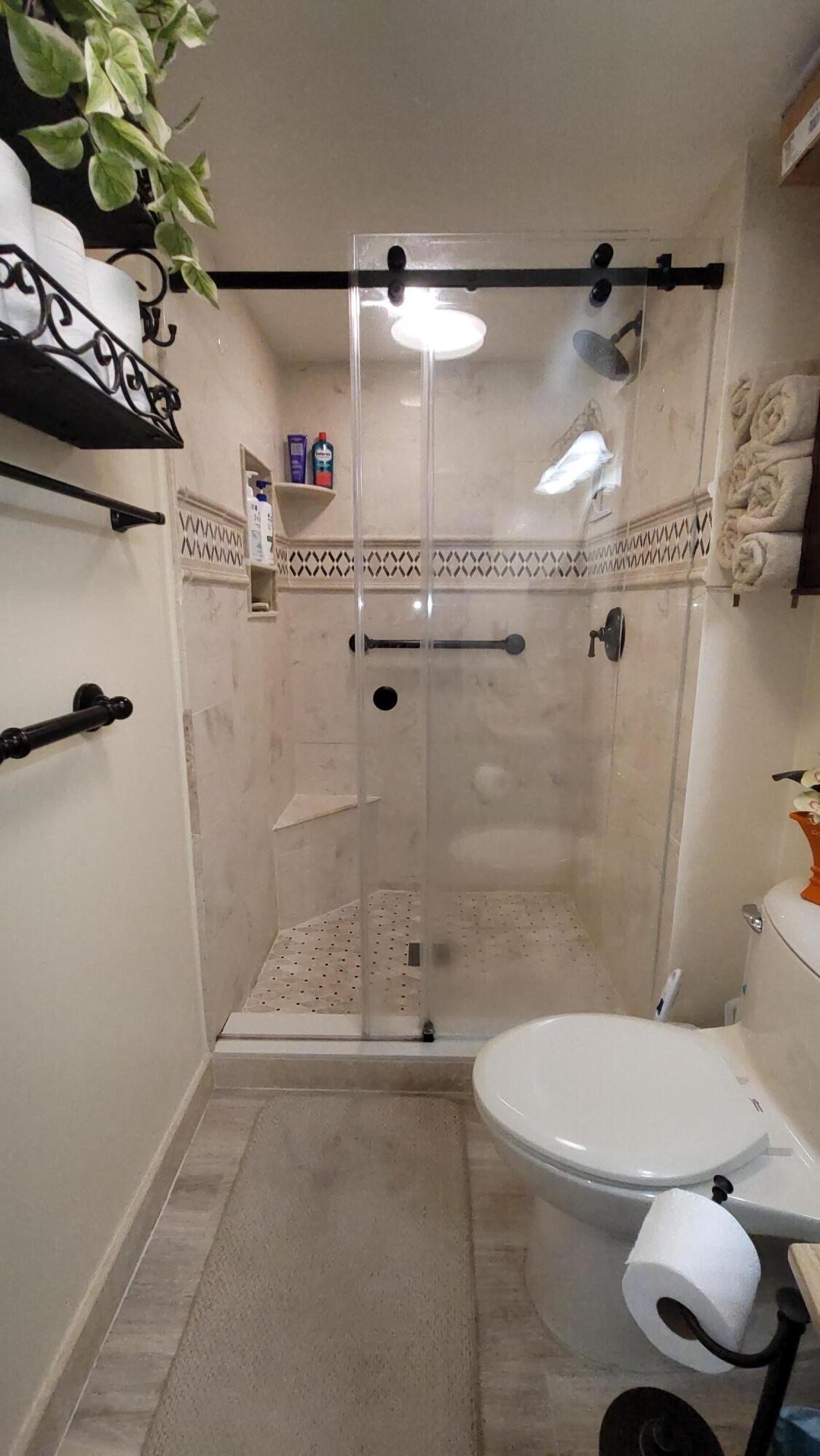 34 Somerset B Property Photo 26