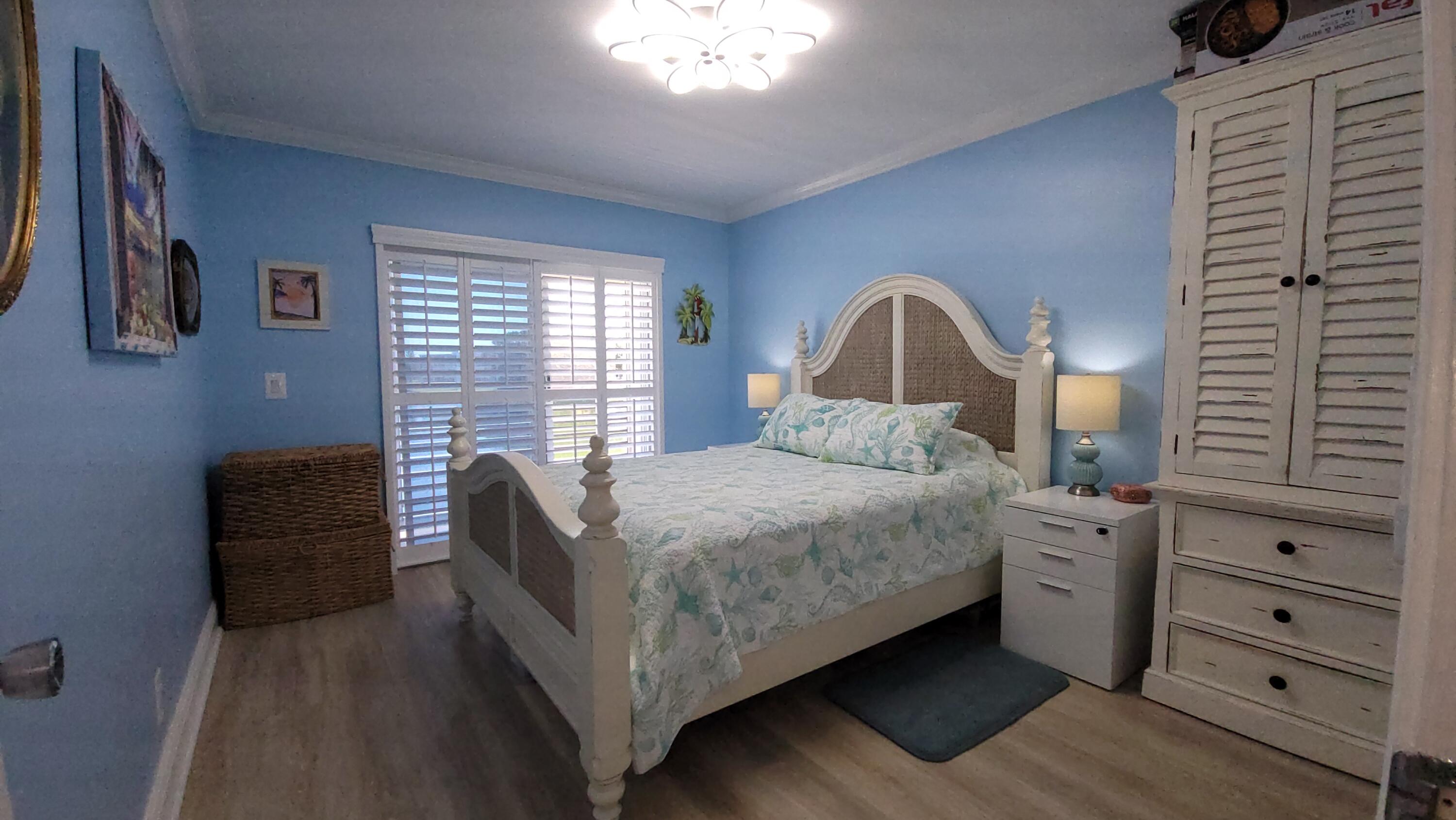 34 Somerset B Property Photo 28
