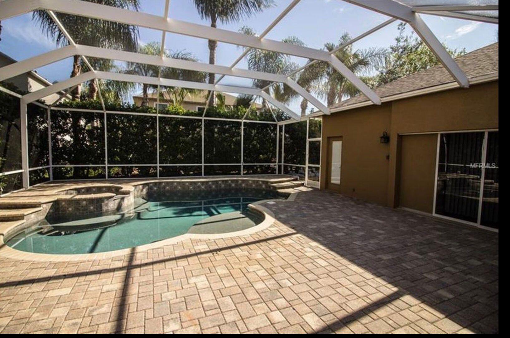 2620 Millhopper Avenue Property Photo 20