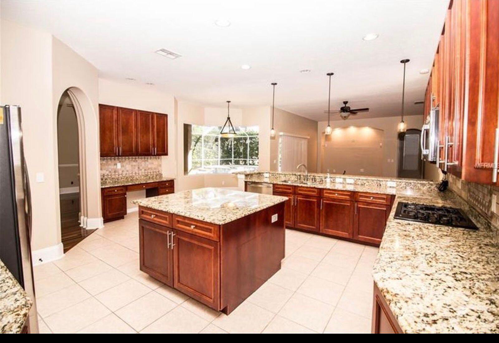 2620 Millhopper Avenue Property Photo 21