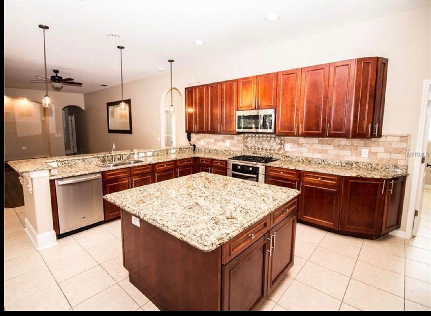 2620 Millhopper Avenue Property Photo 24