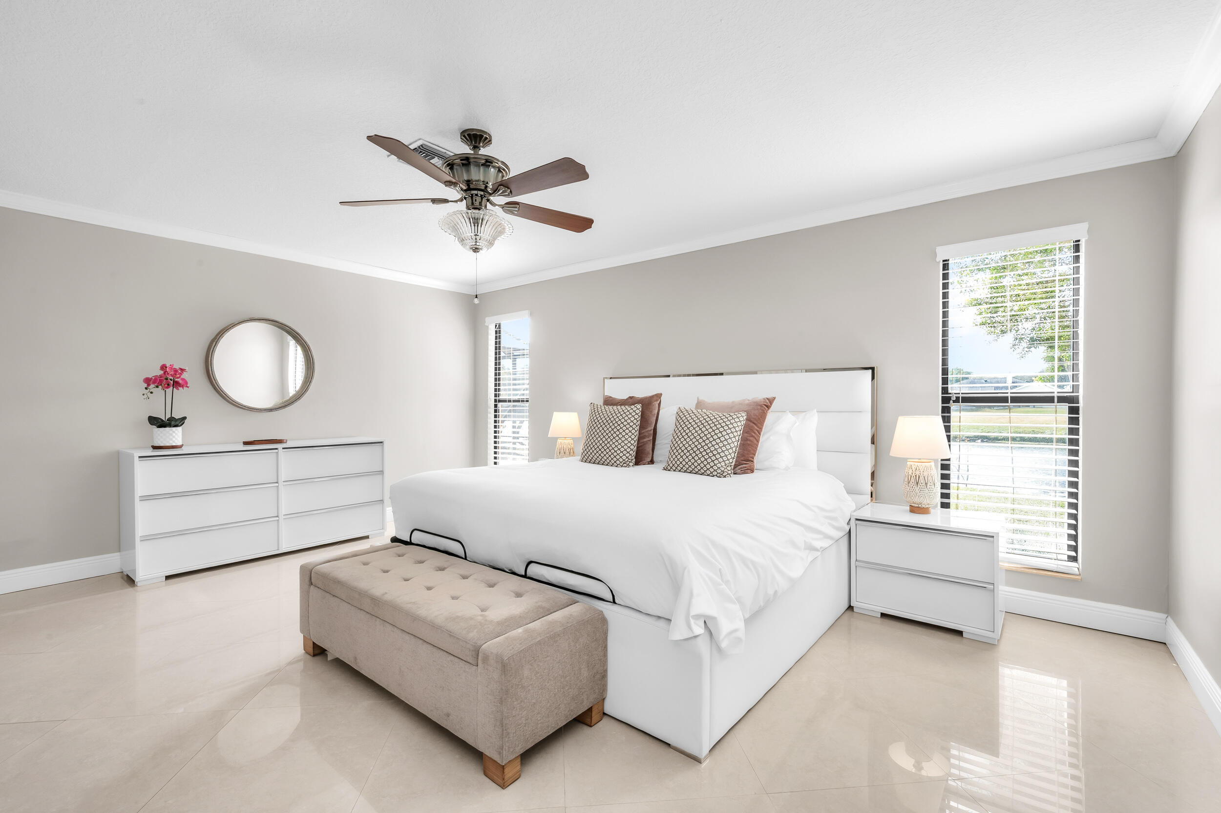 3250 Lakeview Boulevard Property Photo 15