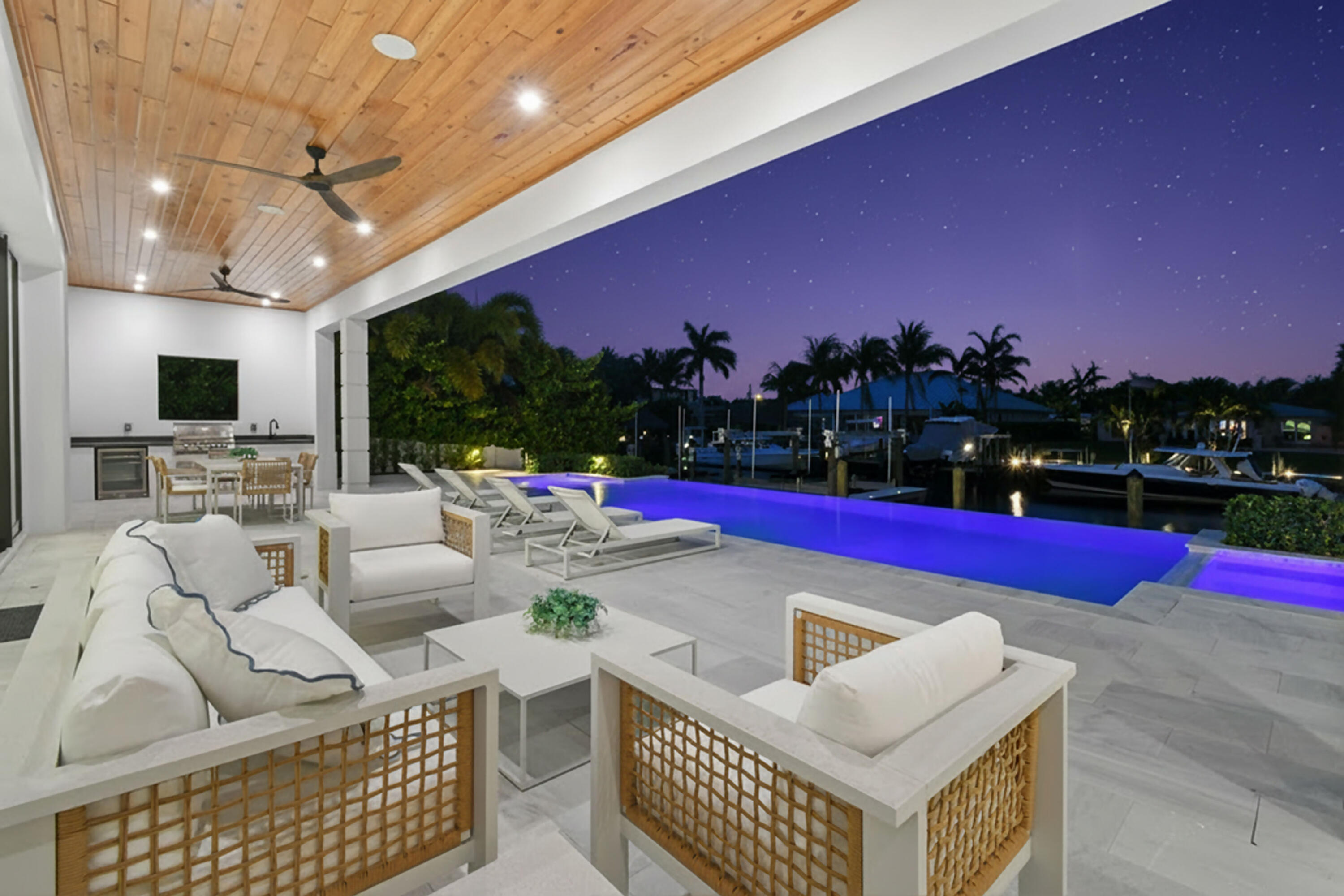 2408 Azure Circle Property Photo 60