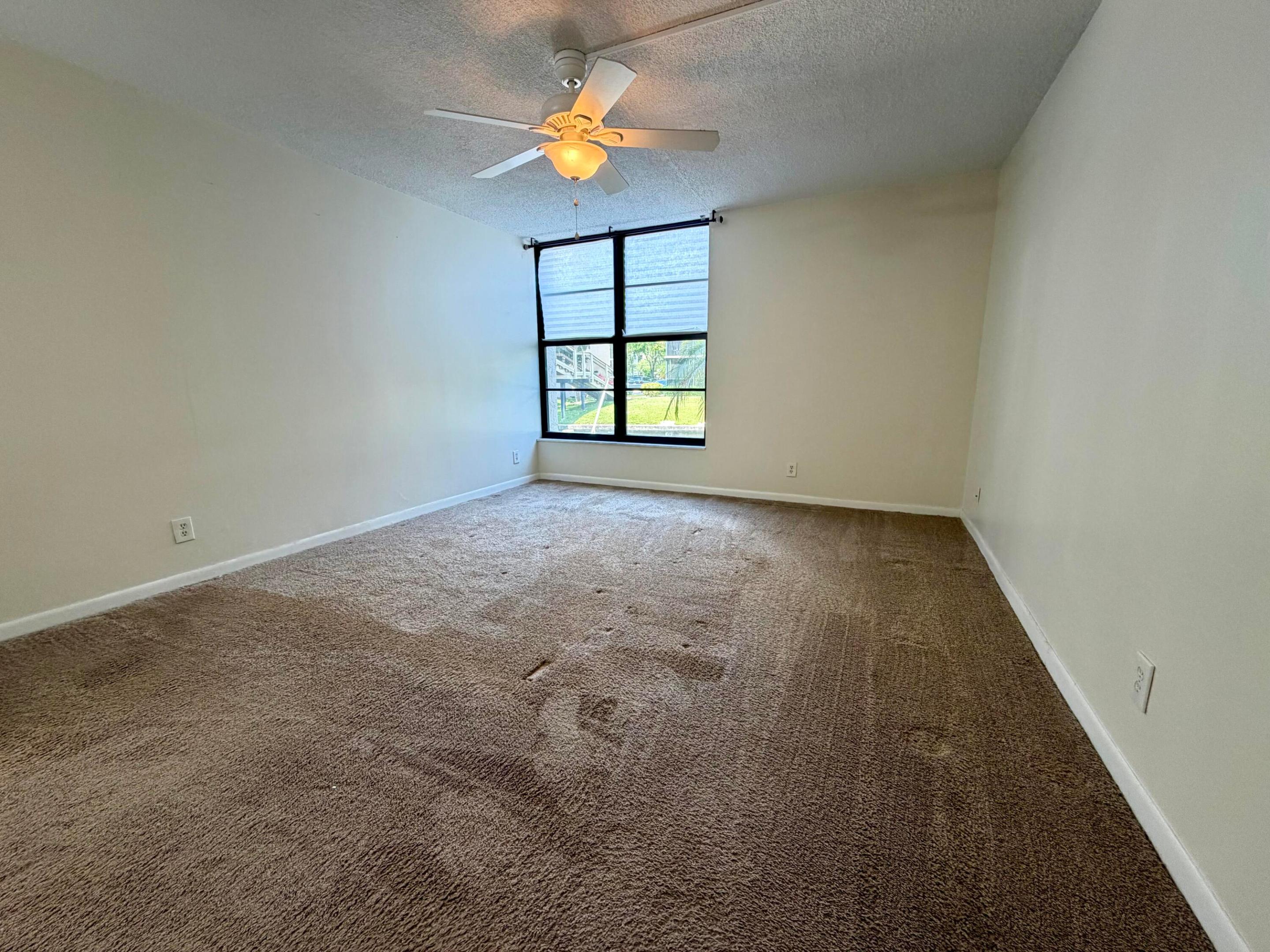 6 Royal Palm Way 102 Property Photo 11