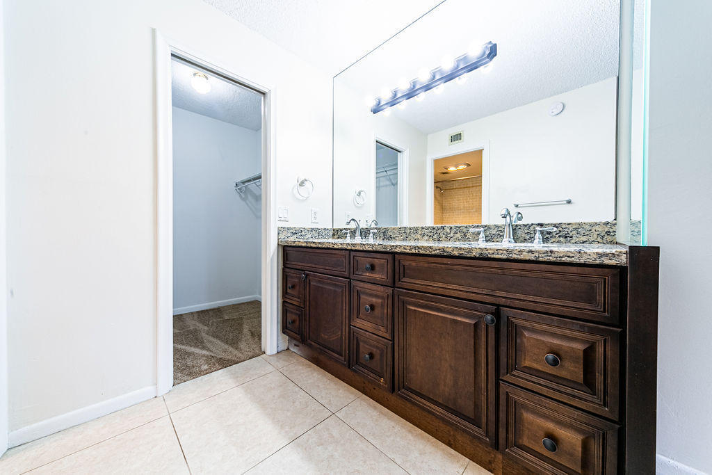 6 Royal Palm Way 102 Property Photo 13