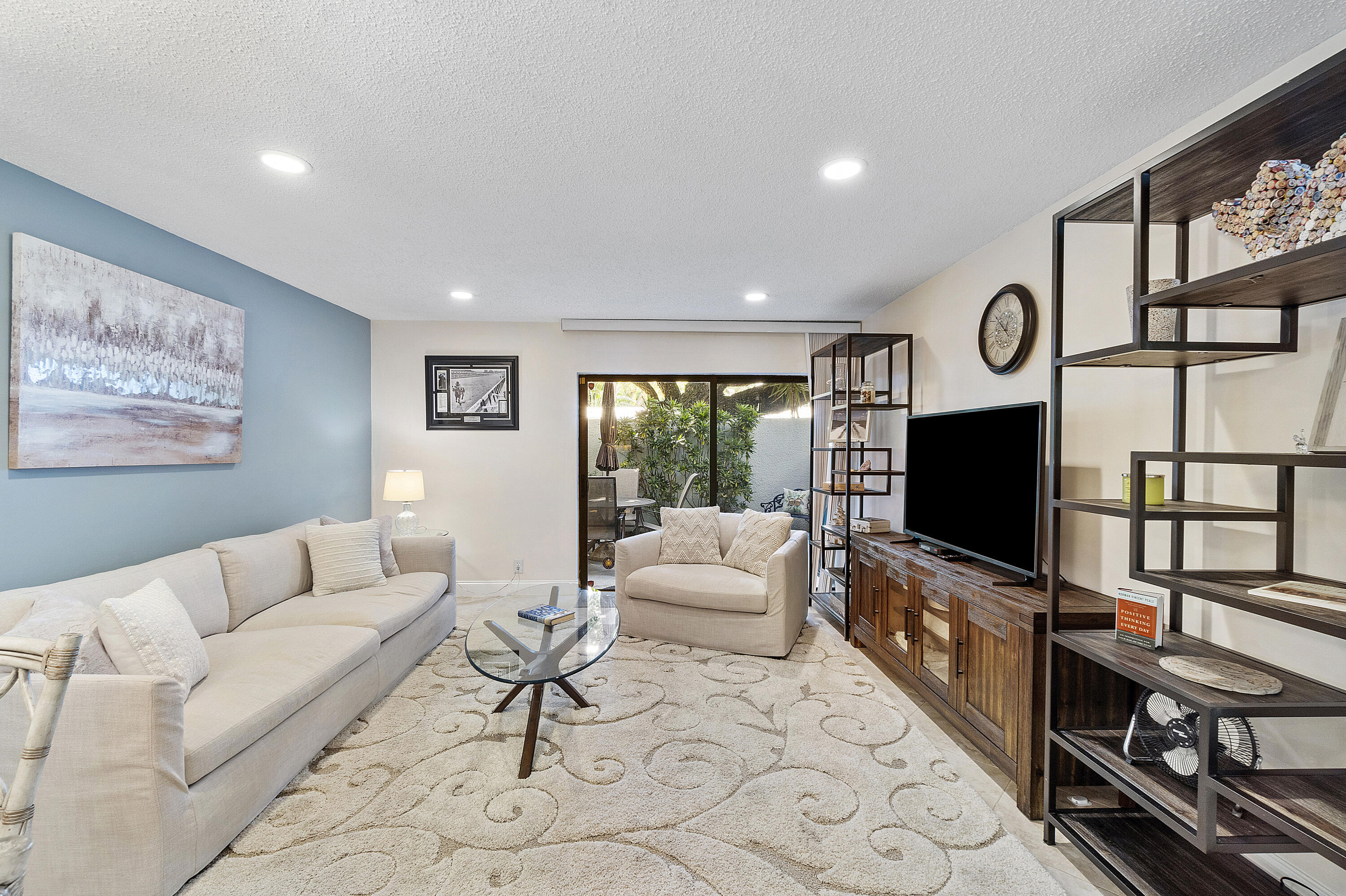 250 S Ocean Boulevard 274 Property Photo 9